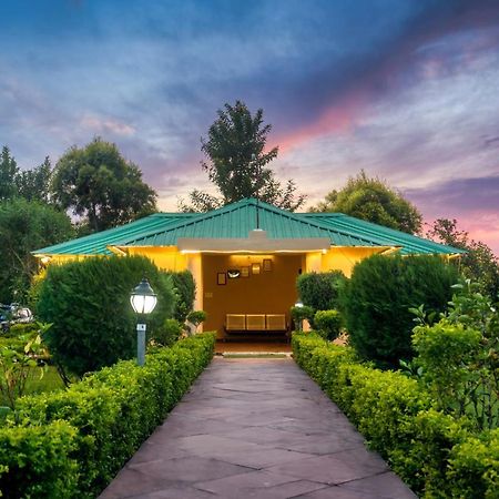 Tusk And Roar Corbett Resort, Jim Corbett Рамнагар Экстерьер фото